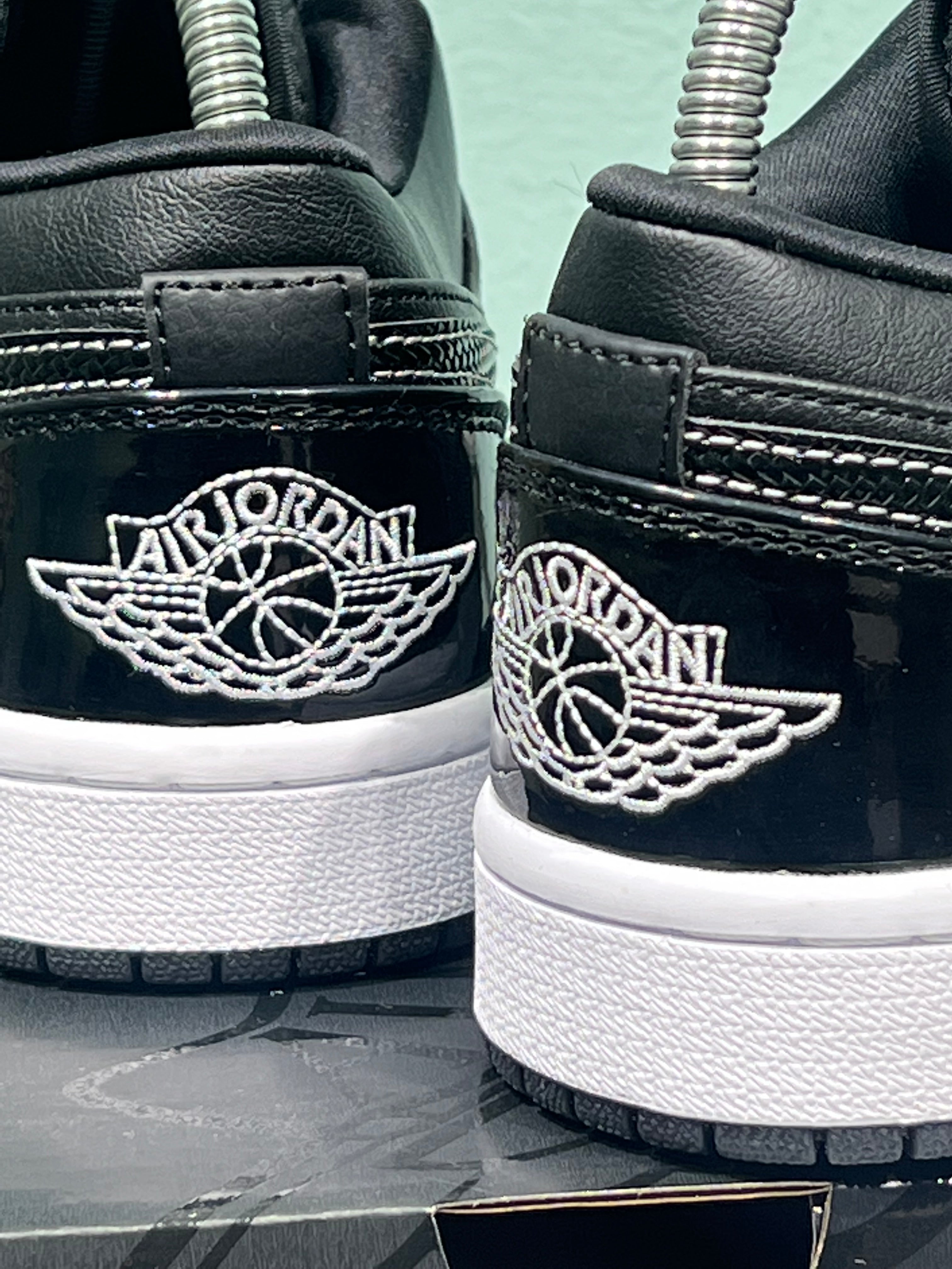 Jordan retro 1 low