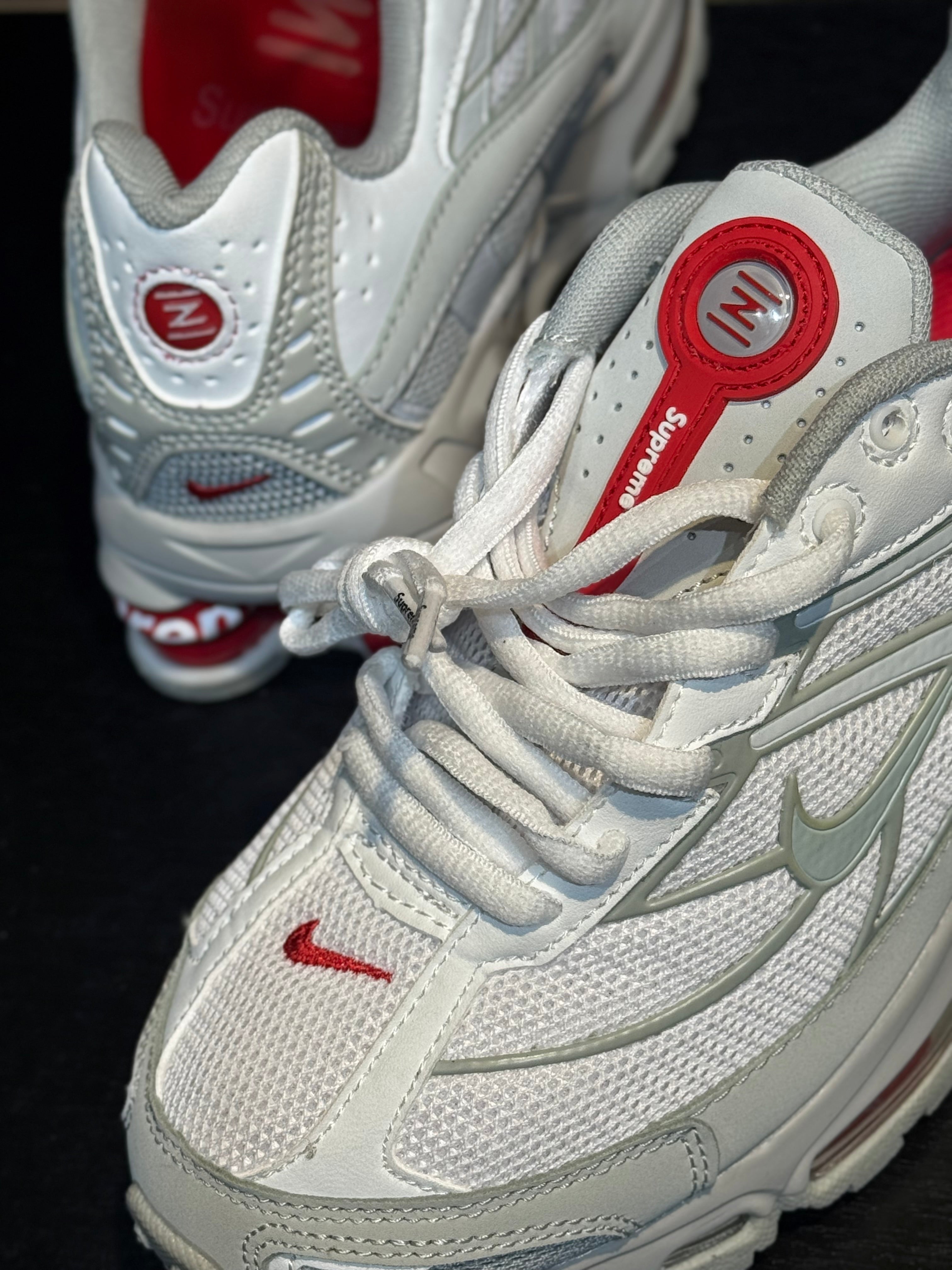 Nike shox x supreme