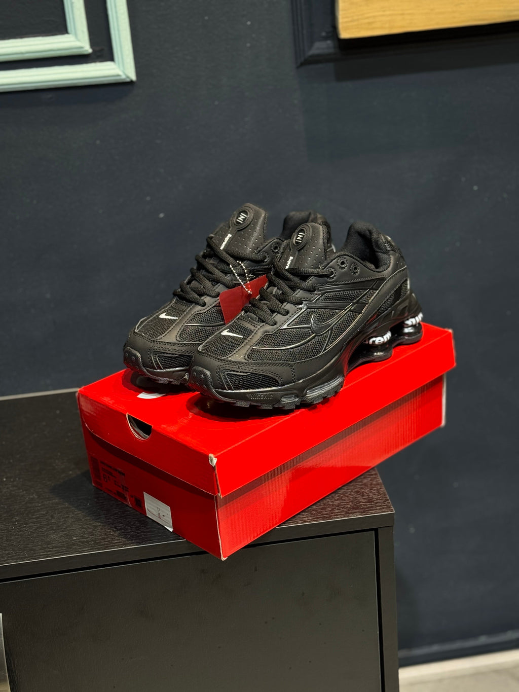 Nike shox x supreme