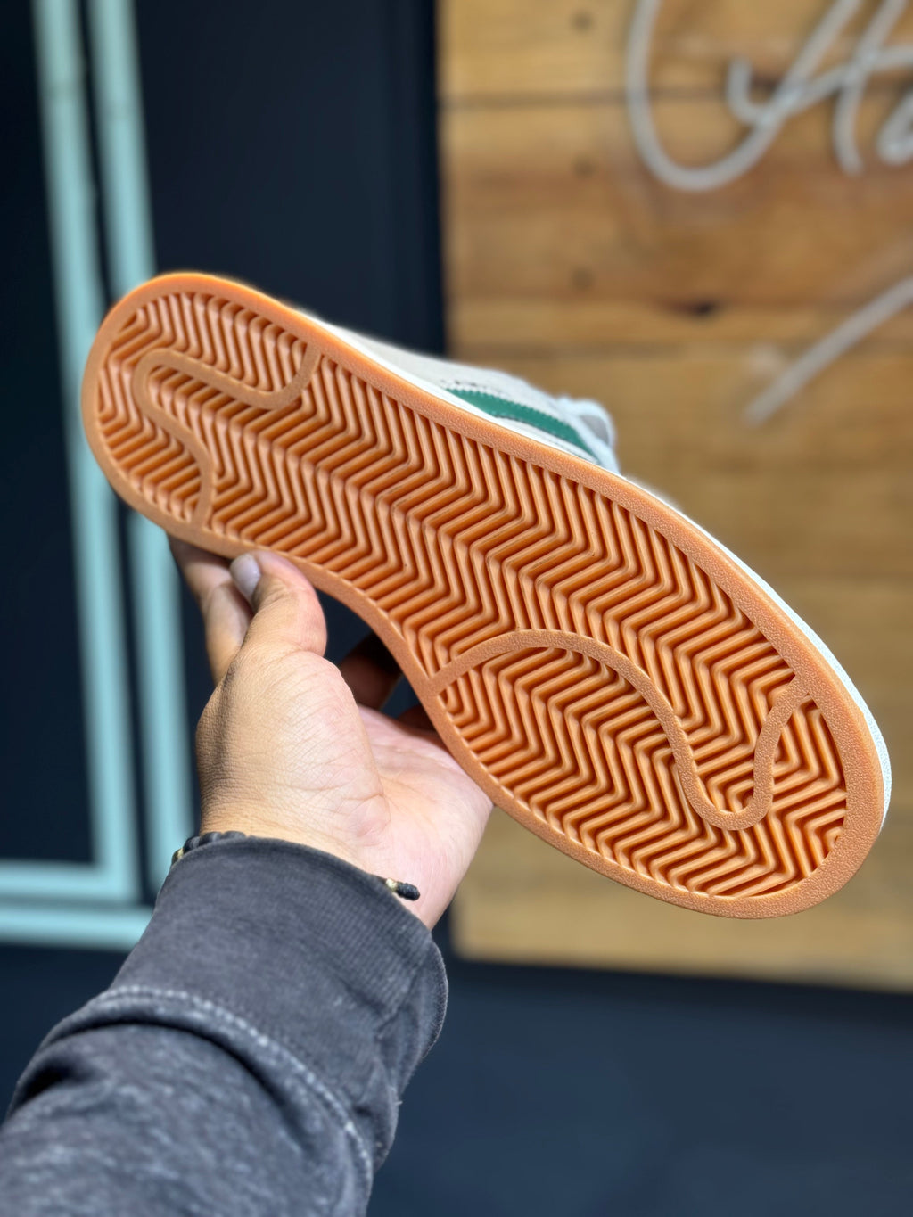 Adidas campus