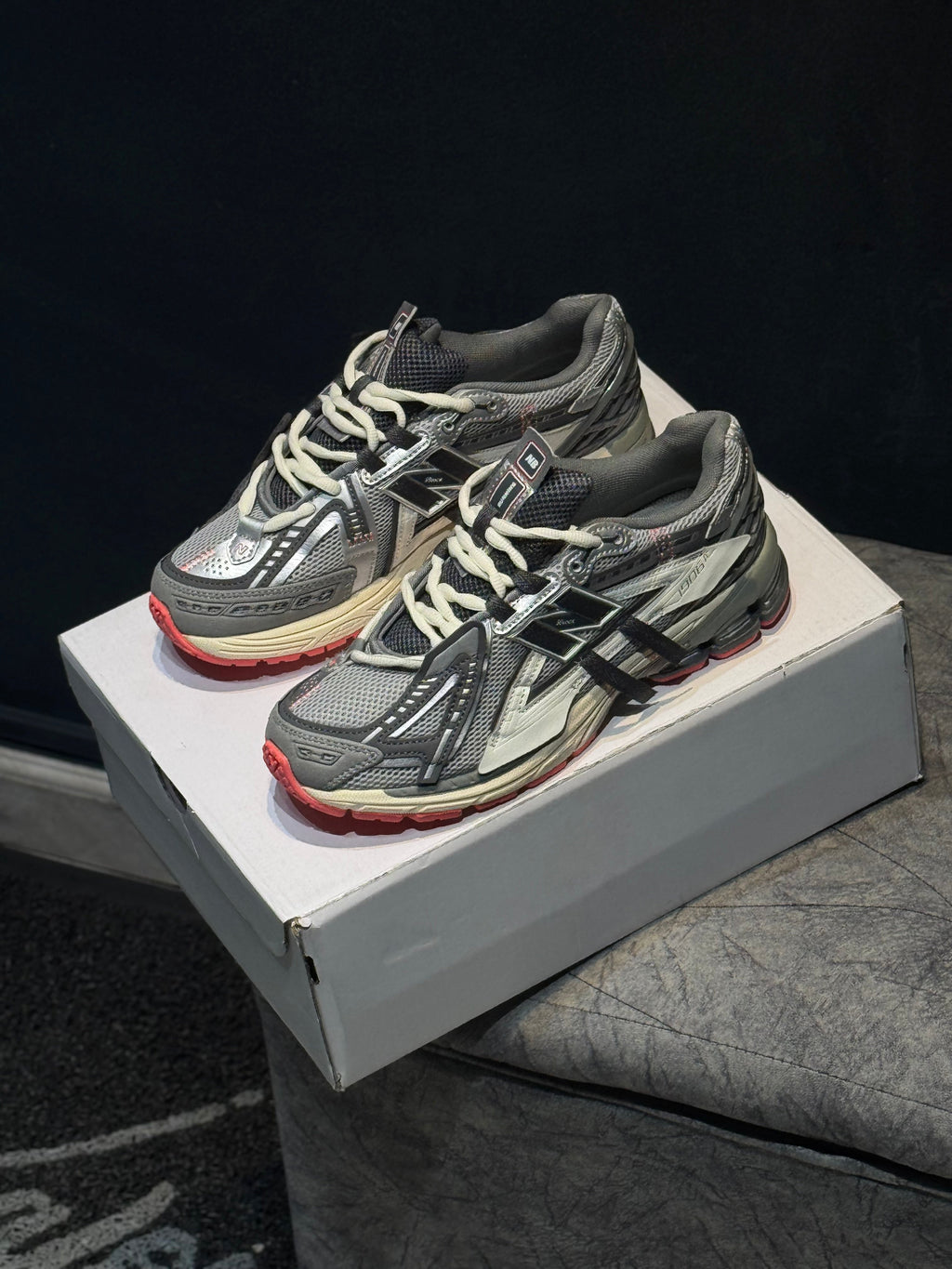 New balance 1906R