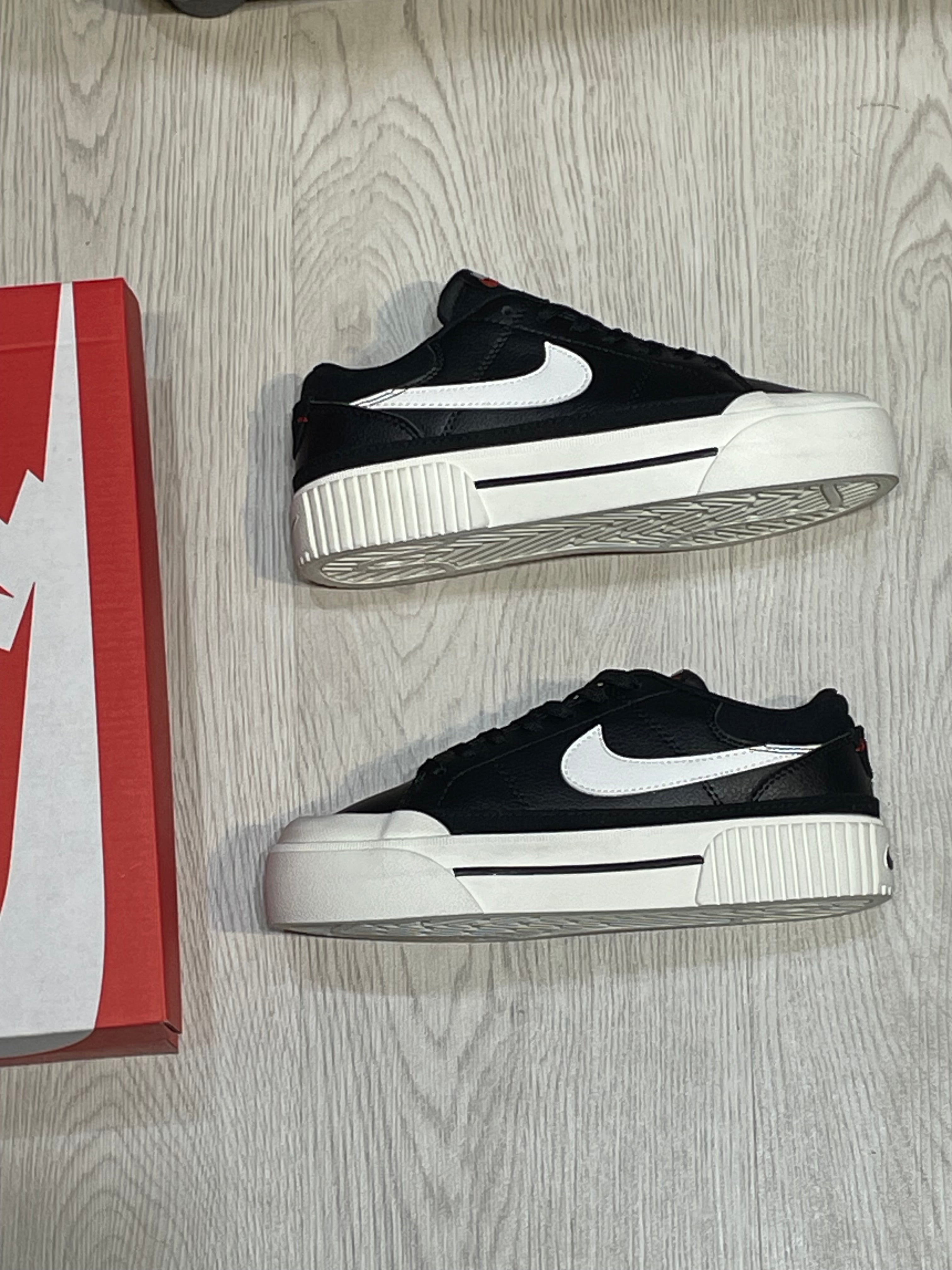 Nike court Legacy