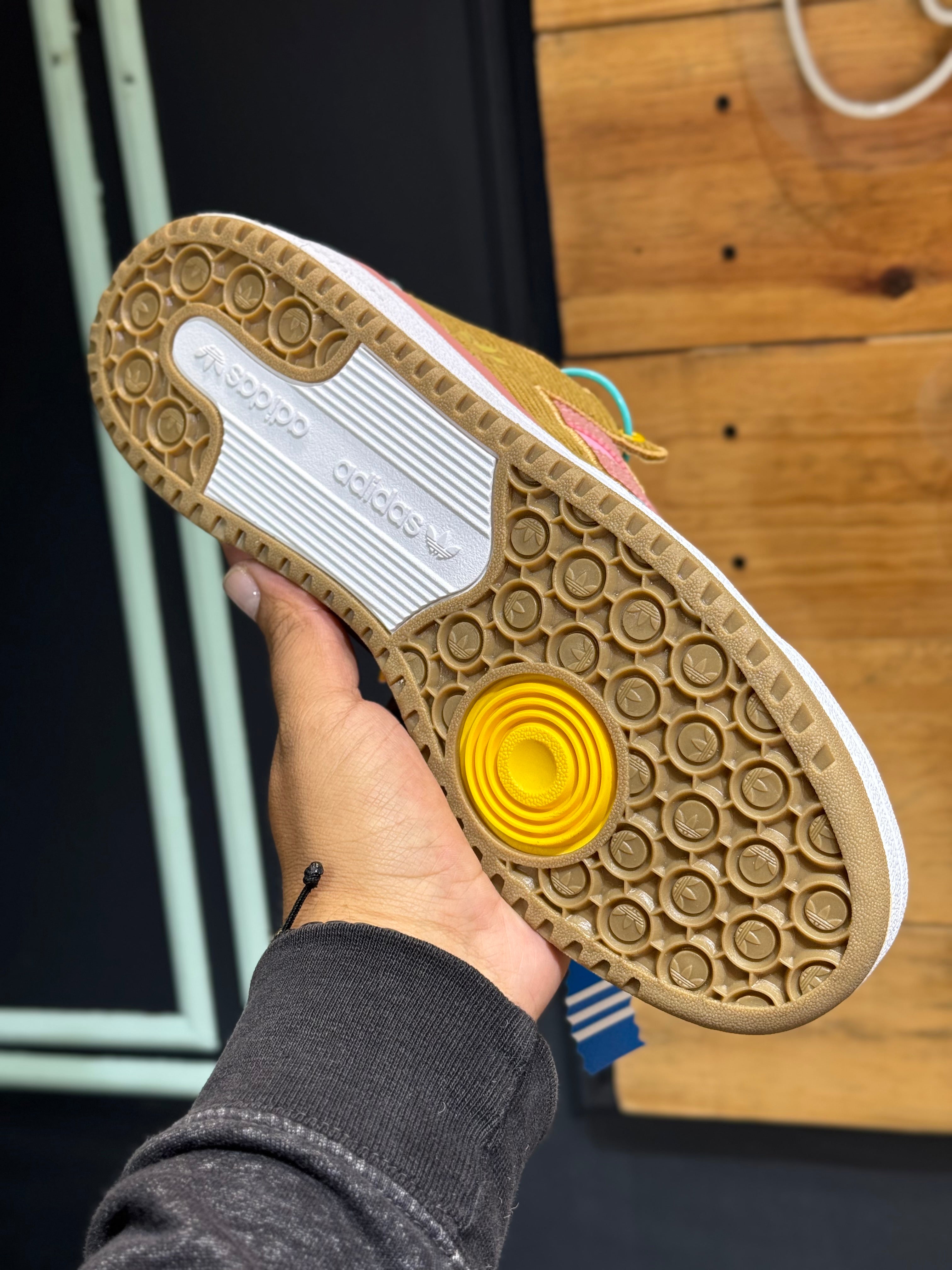 Adidas forum x simpson
