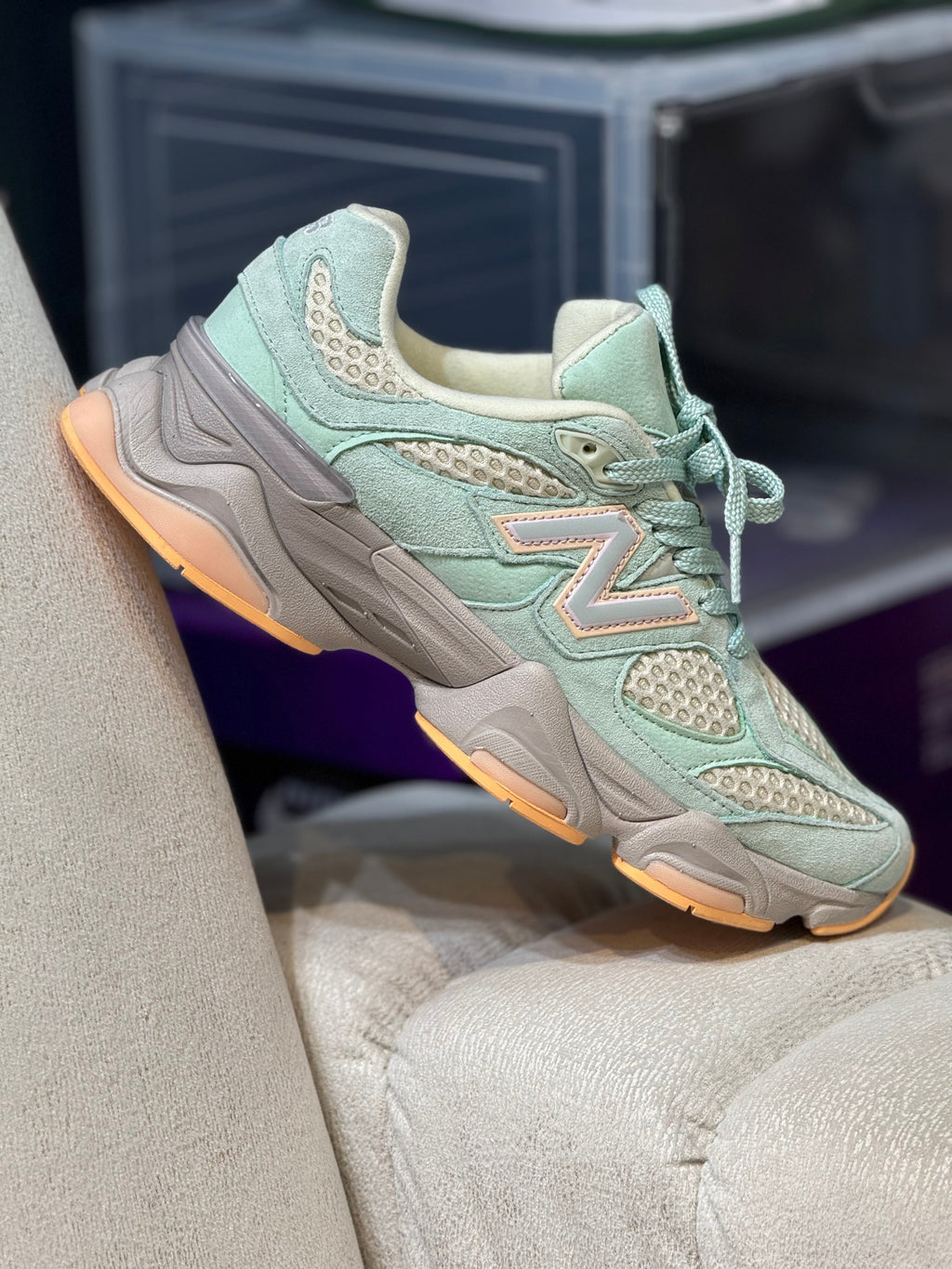 New balance 9060