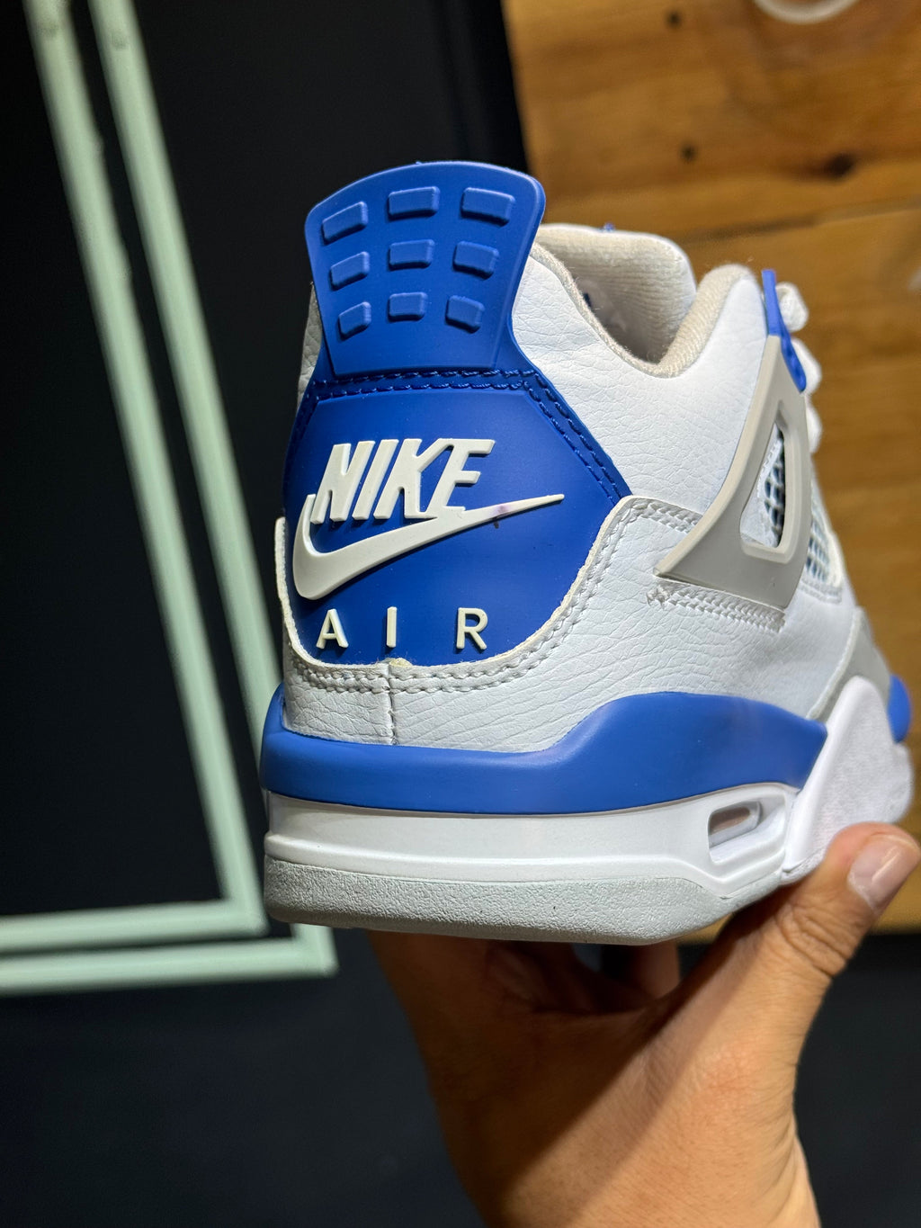 Jordan retro 4