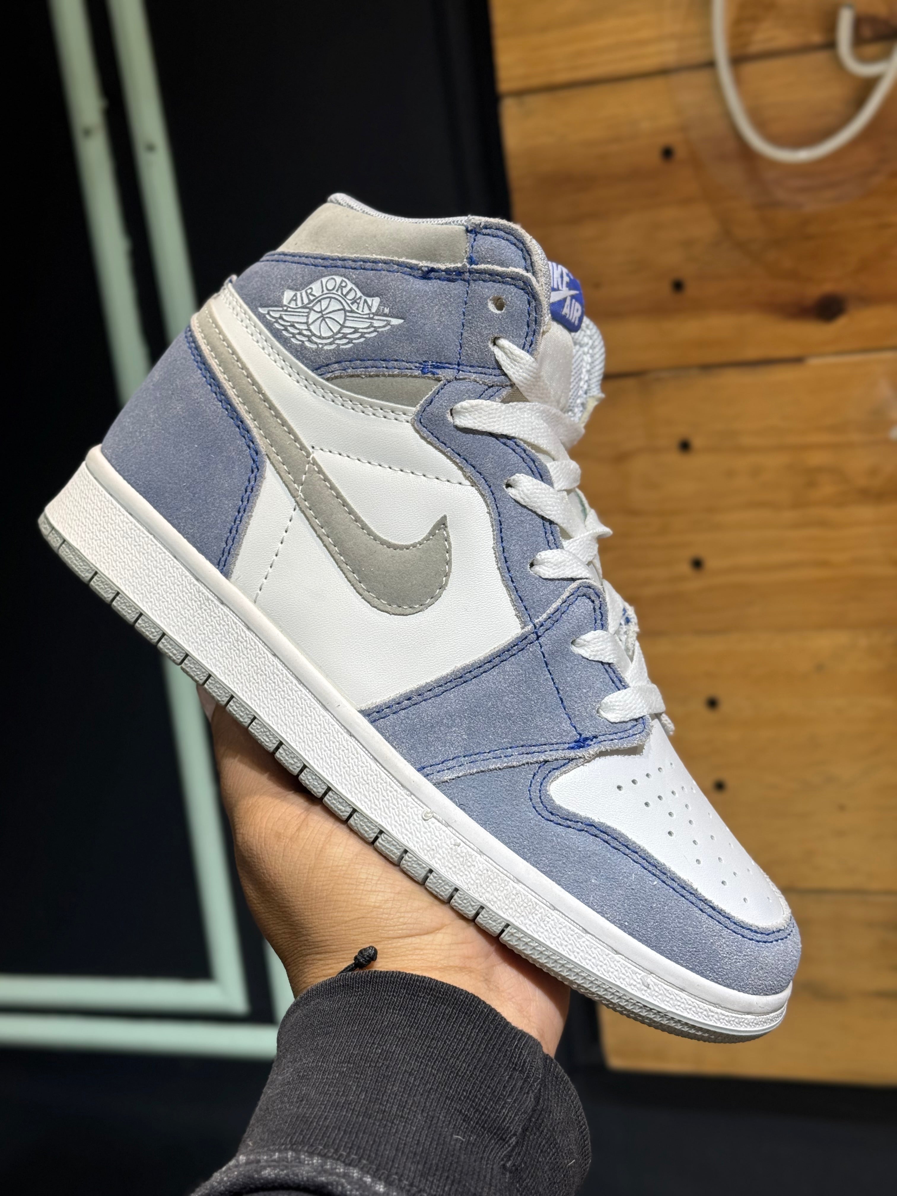 Jordan retro 1