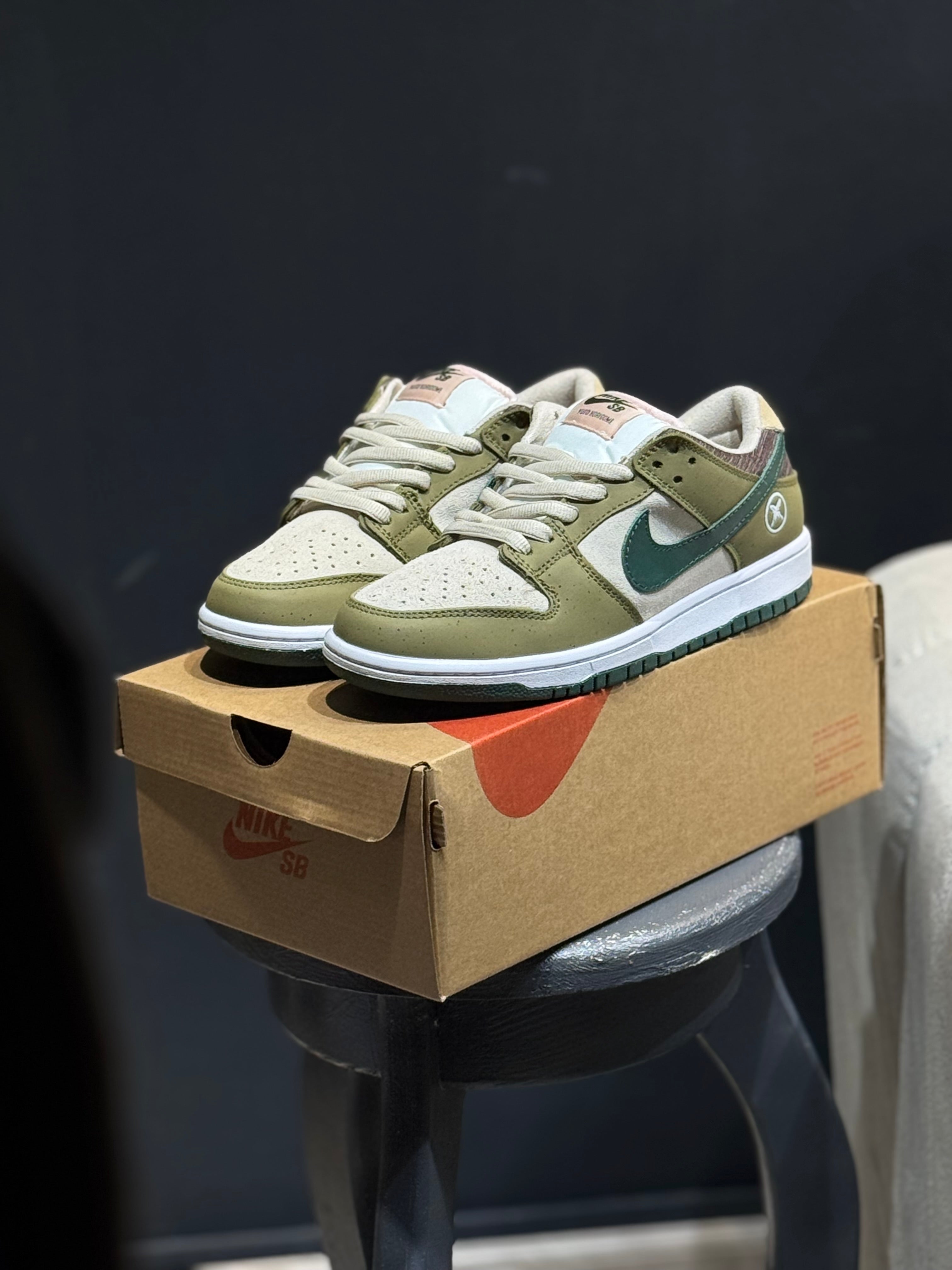 Nike dunk sb yuto