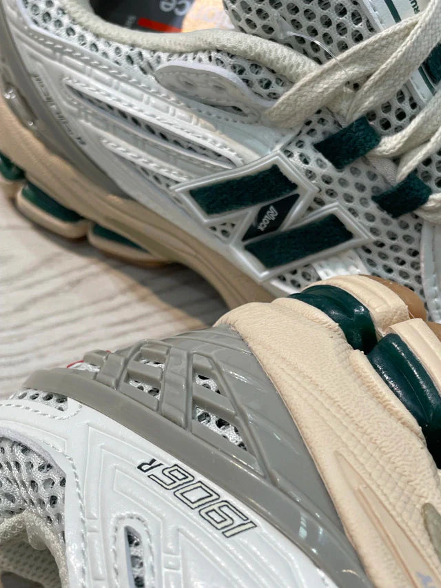 New Balance 1906
