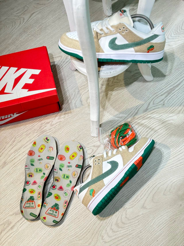 Nike Dunk x jarritos