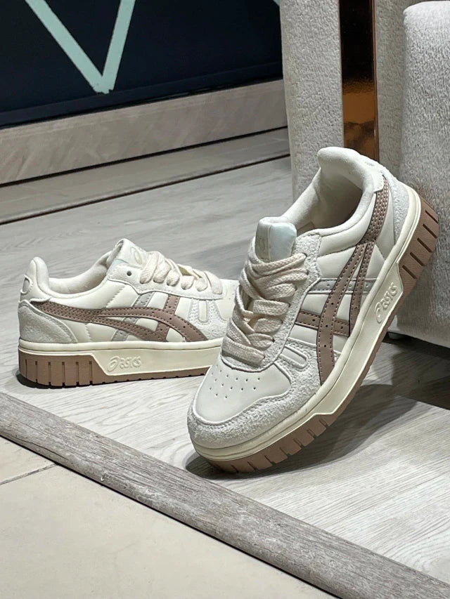 ASICS Court
