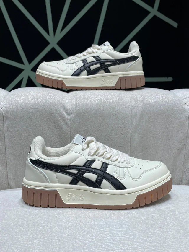 ASICS Court