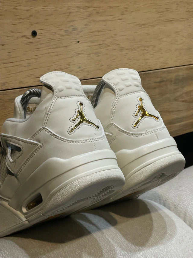 Jordan Retro 4 Beige Dorado