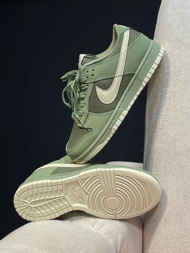 Nike Funk Oil Green