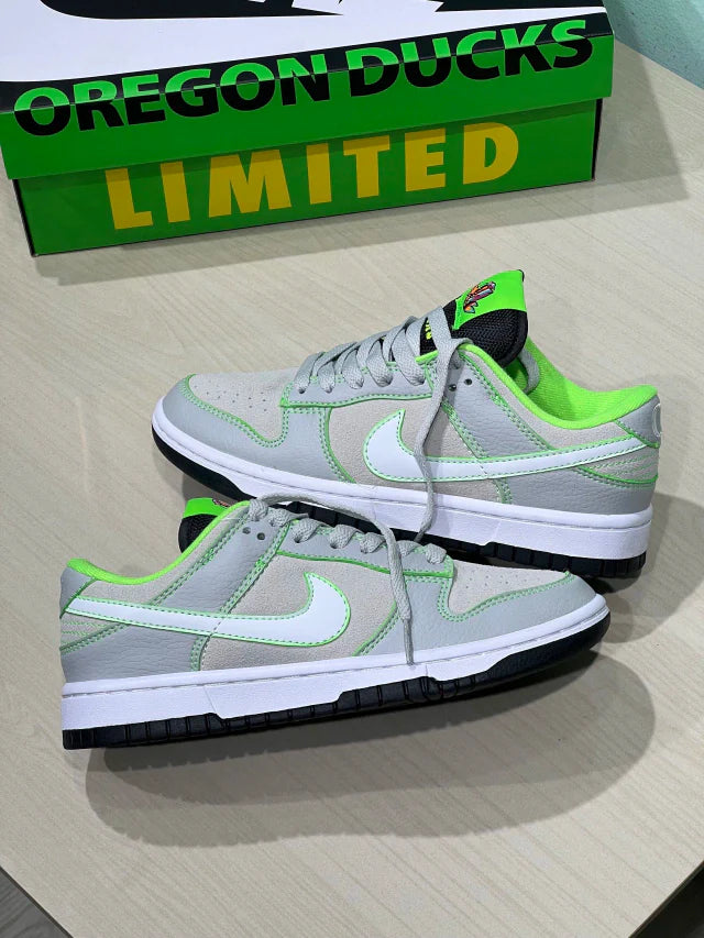 Nike Dunk Limited