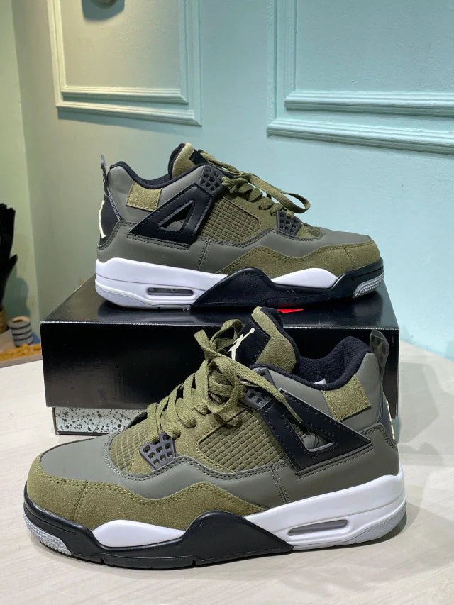 Jordan Retro 4