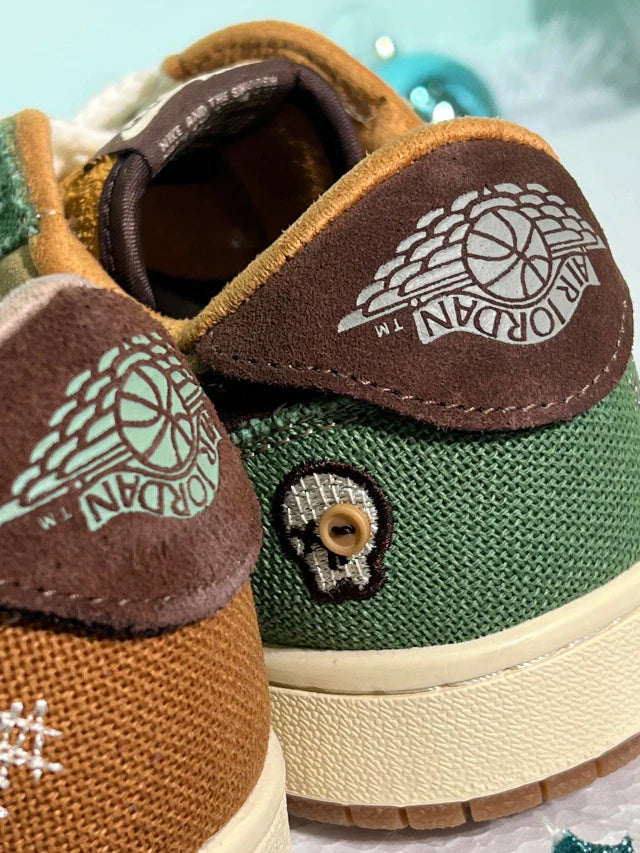 Jordan Retro 1 Low Voodoo