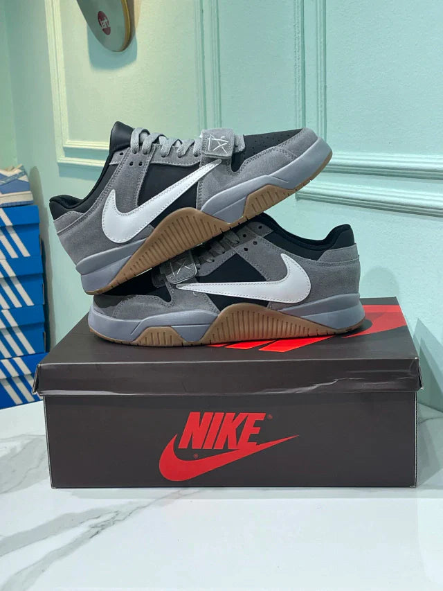 Nike Travis Scott
